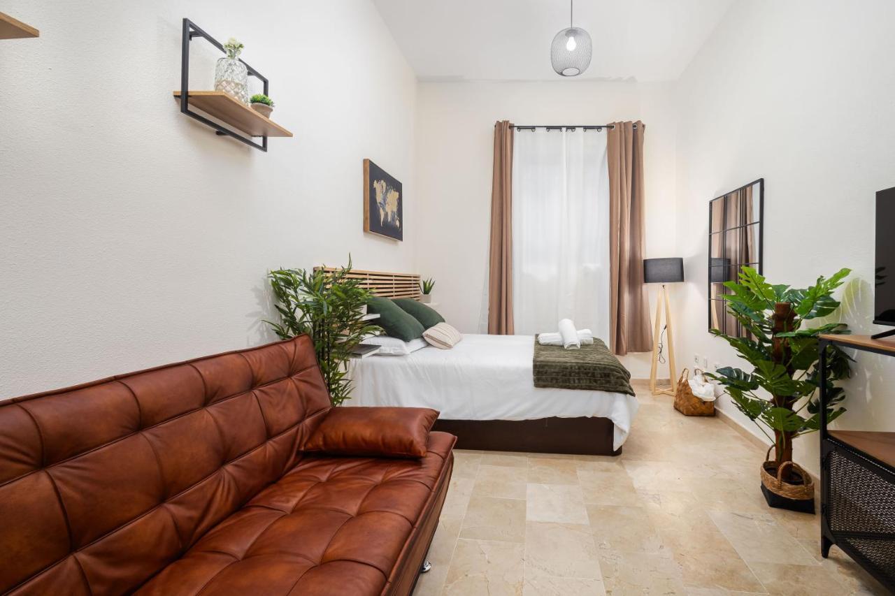 Central Studio Apartment マラガ エクステリア 写真