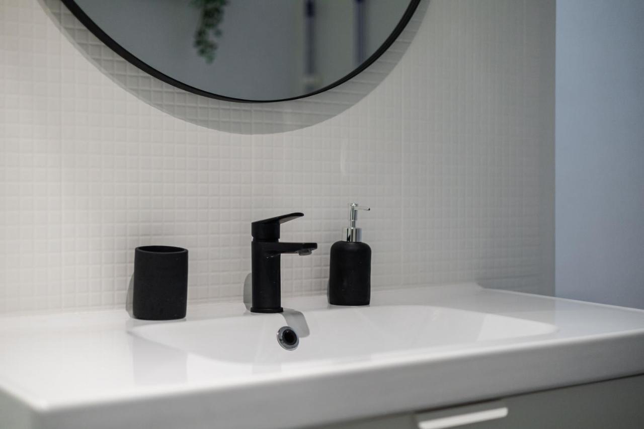 Central Studio Apartment マラガ エクステリア 写真