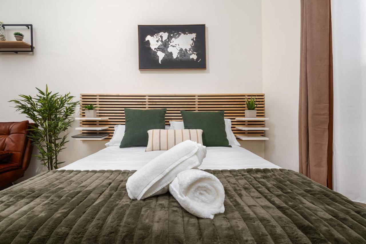 Central Studio Apartment マラガ エクステリア 写真